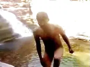 क्विला II सेक्सी फिल ...