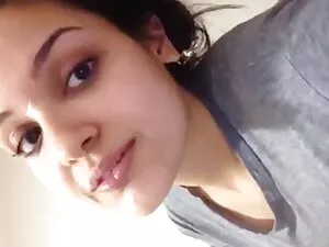 बहुत सेक्सी और बहुत  ...