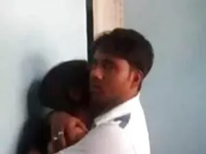 स्कीनी पेटिट सोलो स् ...