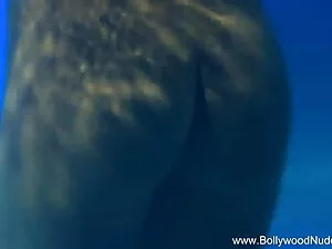 लेटेक्स हिंदी में से ...