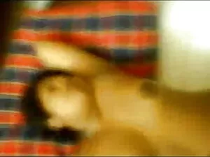 उसकी BF निकल जाती है ...