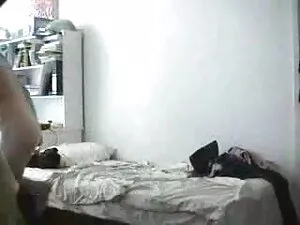 हॉट वाइफ इसे खुद करत ...