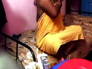 बार्बी एक नकाबपोश से ...