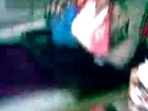 नीना हार्टले स्ट्रैप ...