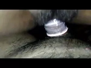 युवा लड़की बकवास करन ...